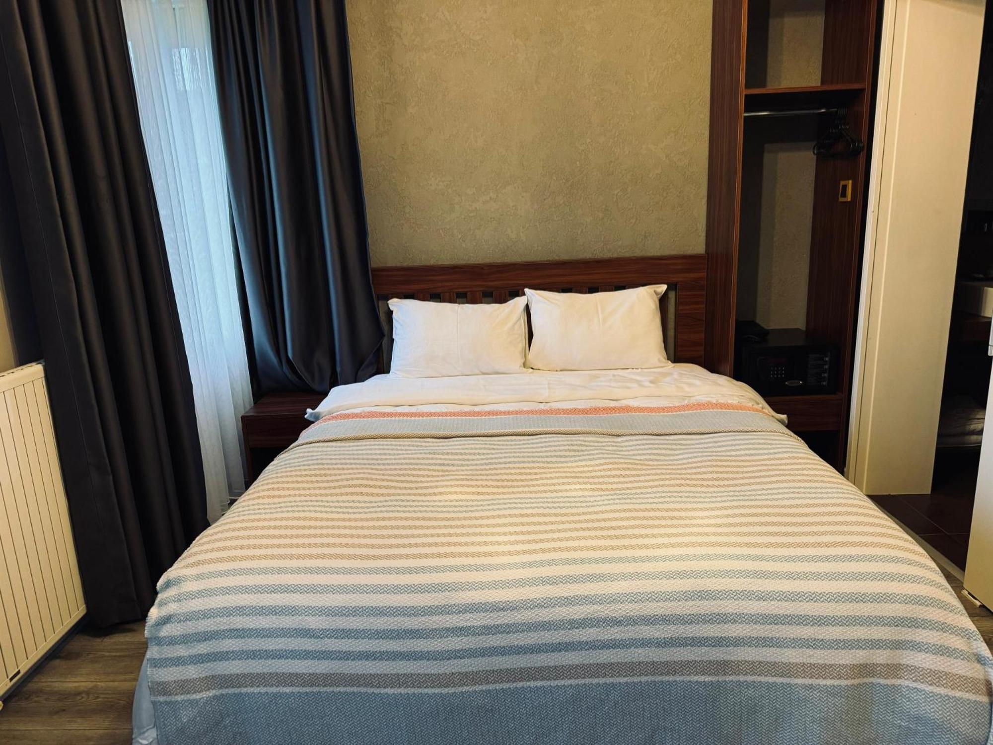 Treekos Suite Hotel Istanbul Airport Arnavutkoy Exteriör bild