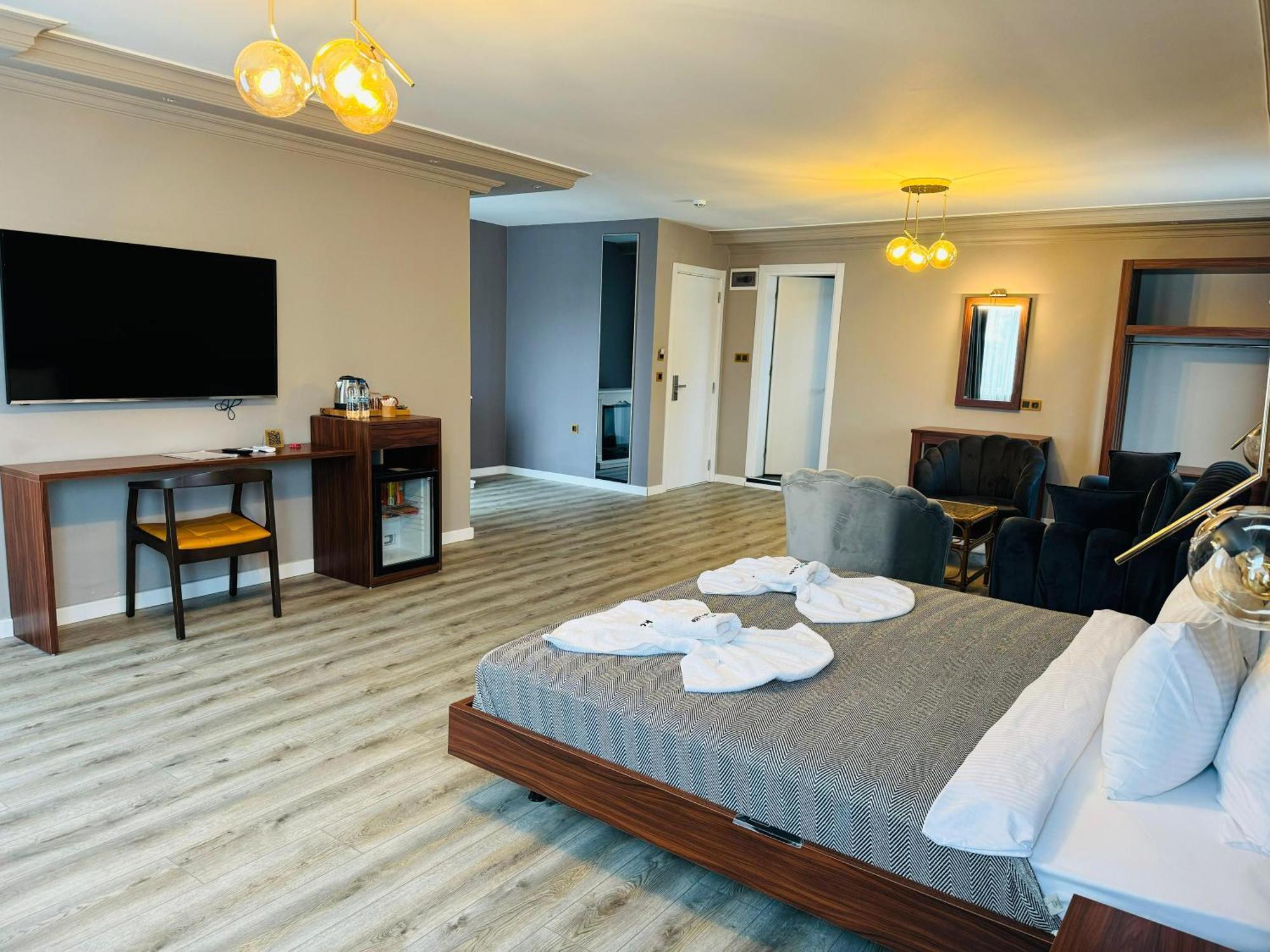 Treekos Suite Hotel Istanbul Airport Arnavutkoy Exteriör bild