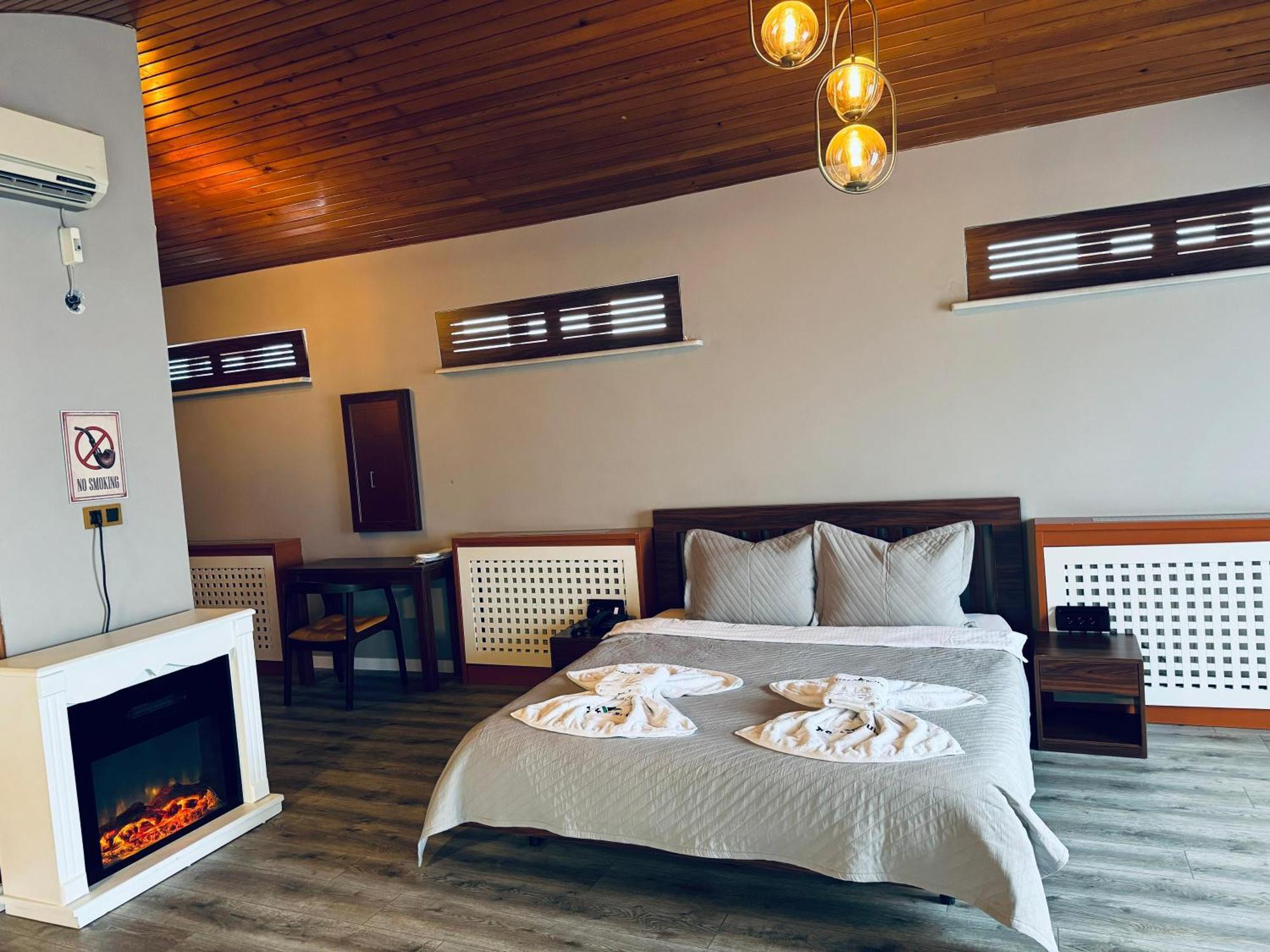 Treekos Suite Hotel Istanbul Airport Arnavutkoy Exteriör bild