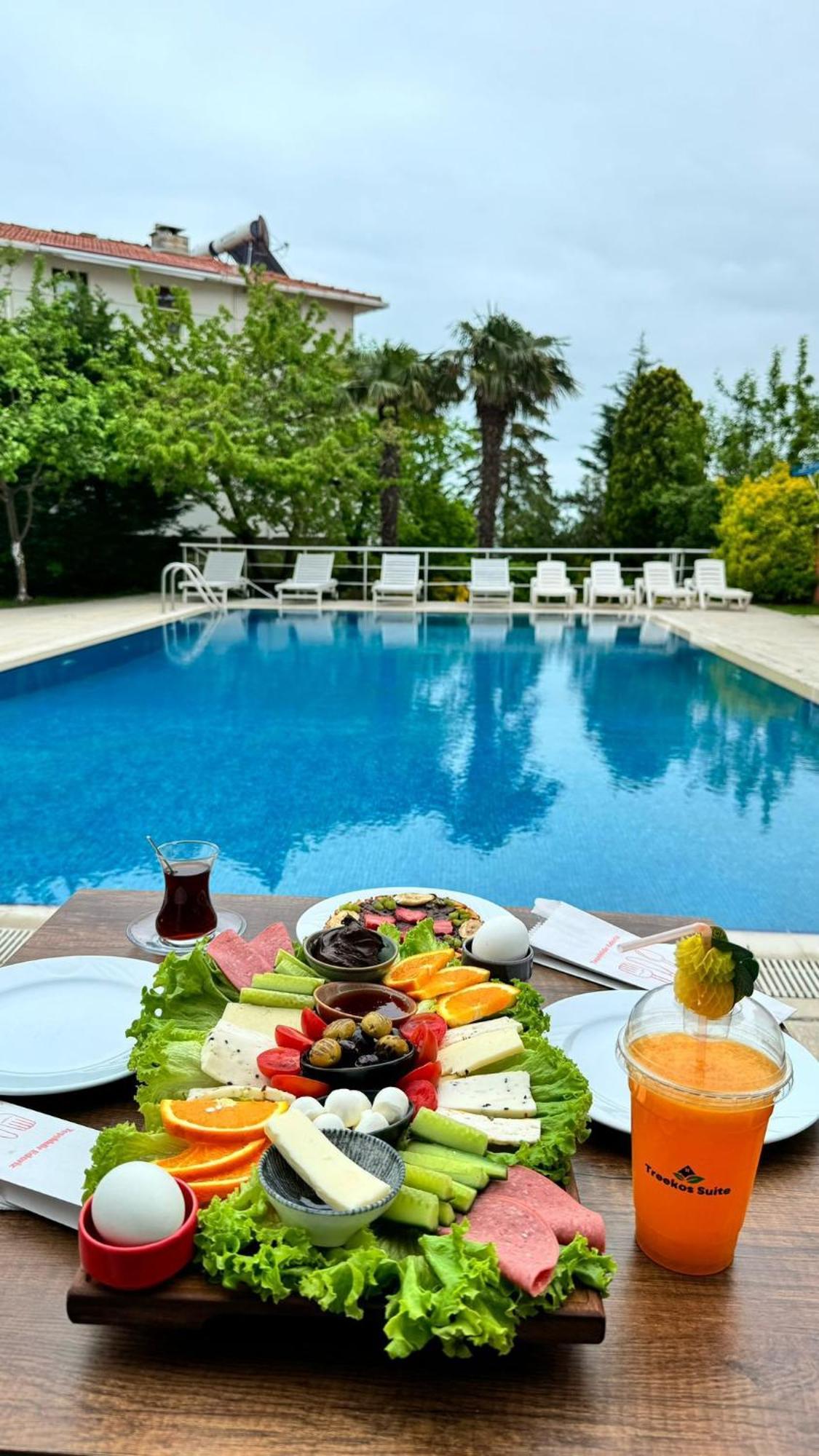 Treekos Suite Hotel Istanbul Airport Arnavutkoy Exteriör bild