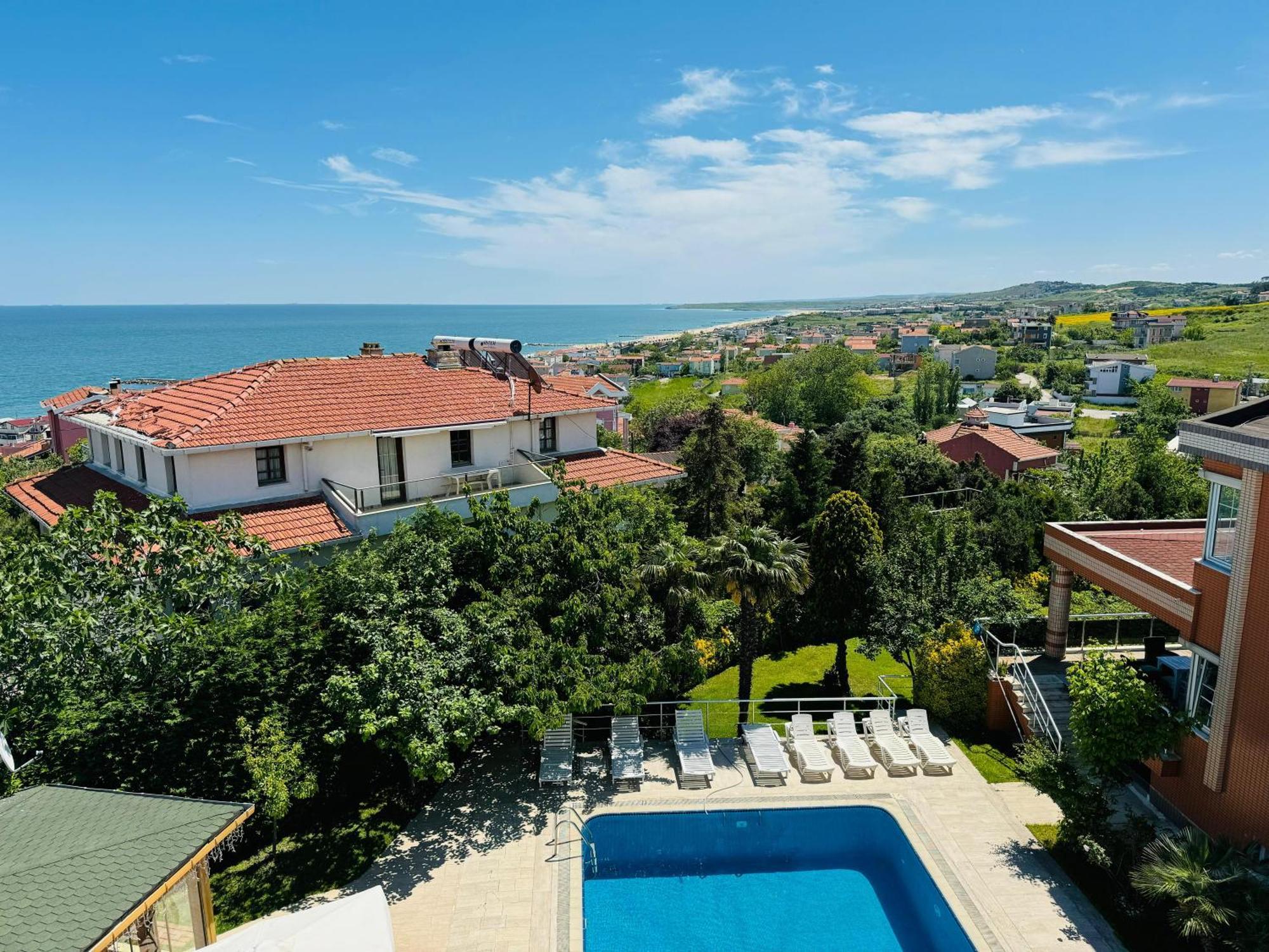 Treekos Suite Hotel Istanbul Airport Arnavutkoy Exteriör bild